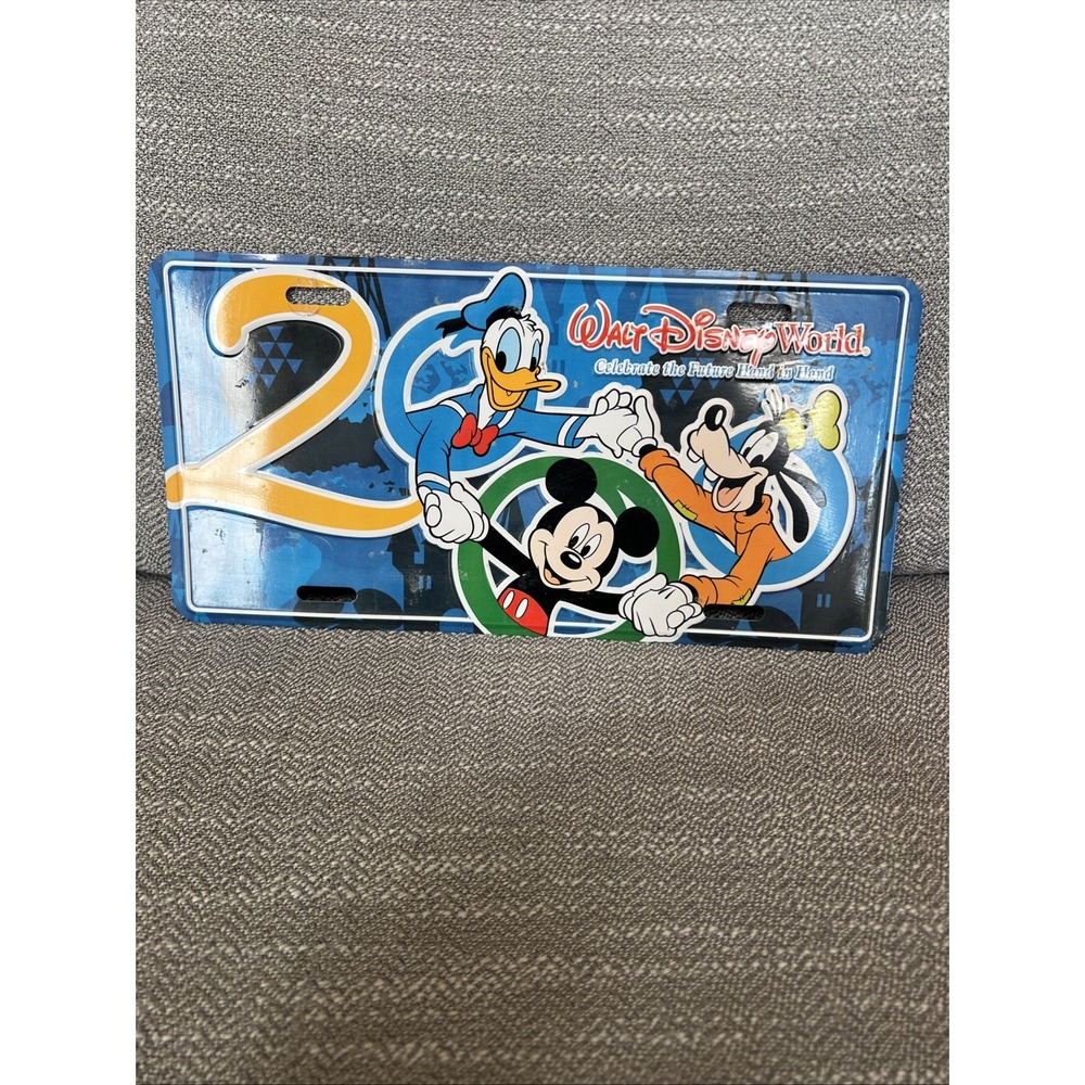 Vtg Walt Disney World Tag Vanity License Plate 2000 Mickey Goofy Daffy